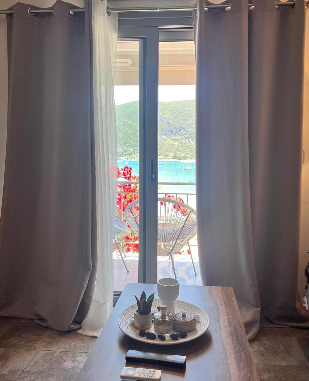 Ponti Bay Apartments Vasilikí Extérieur photo